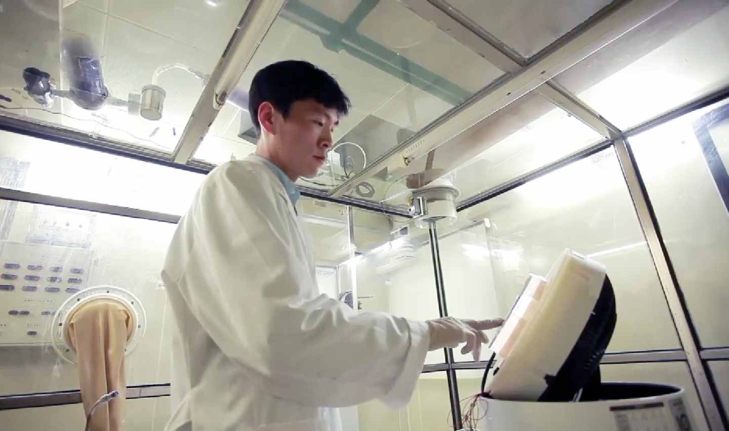 A researcher testing the LG PuriCare Air Purifier in the lab. 