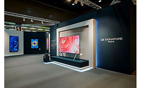 LG OLED Illuminates and Inspires at Frieze Seoul