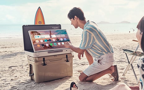 LG’s New Lifestyle Screen is Versatile on-the-Go Entertainment Solution