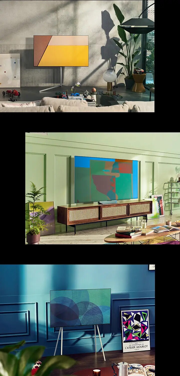 配備 gallery stand 電視支架的 LG OLED 電視在極簡主義的現代房間內. 配備旋轉支架的 LG OLED 電視在房間內. 配備 gallery stand 電視支架的 LG OLED 電視在舒適的房間內.