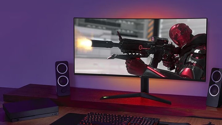 Curved Monitors vs. Flat Monitors