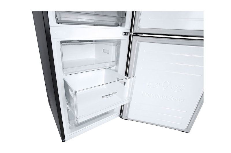 LG Alulfagyasztós hűtőszekrény, DoorCooling+<sup>™</sup>technológia, 384L kapacitás, GBP62MCNAC