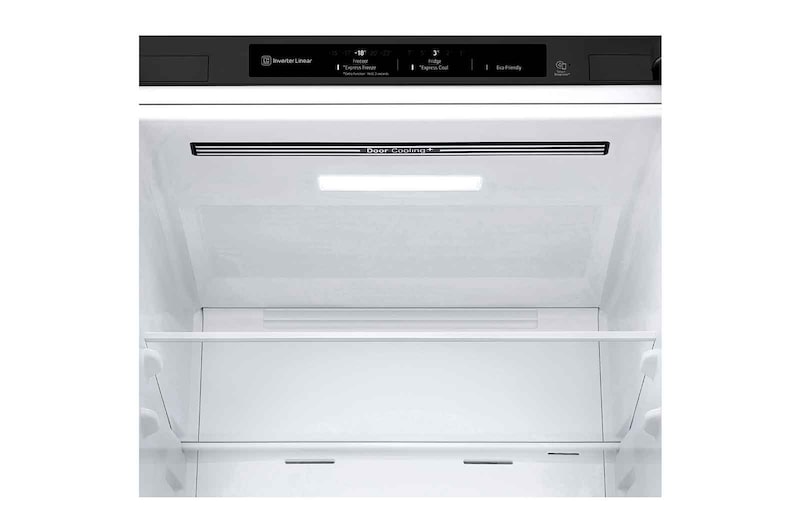 LG Alulfagyasztós hűtőszekrény, DoorCooling+™ technológia, 384L kapacitás, GBP62MCNBC
