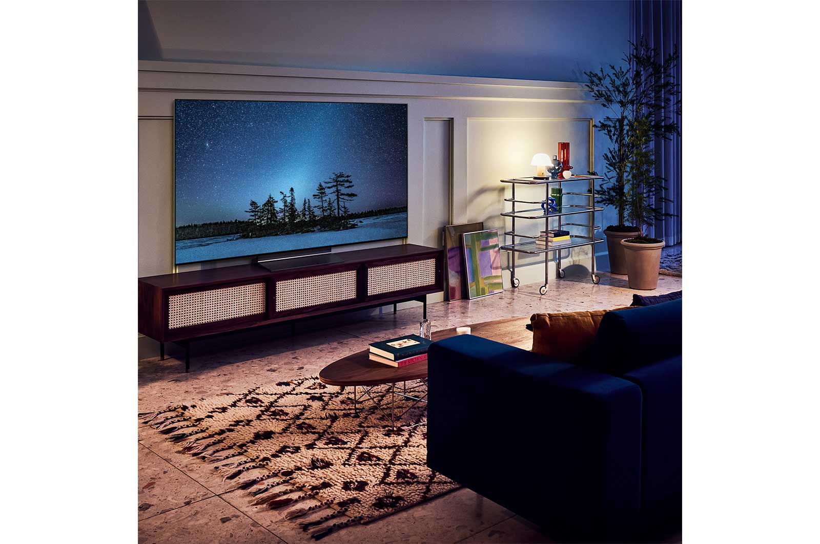 LG OLED evo 65" G2 4K TV HDR Smart (164 cm), OLED65G23LA