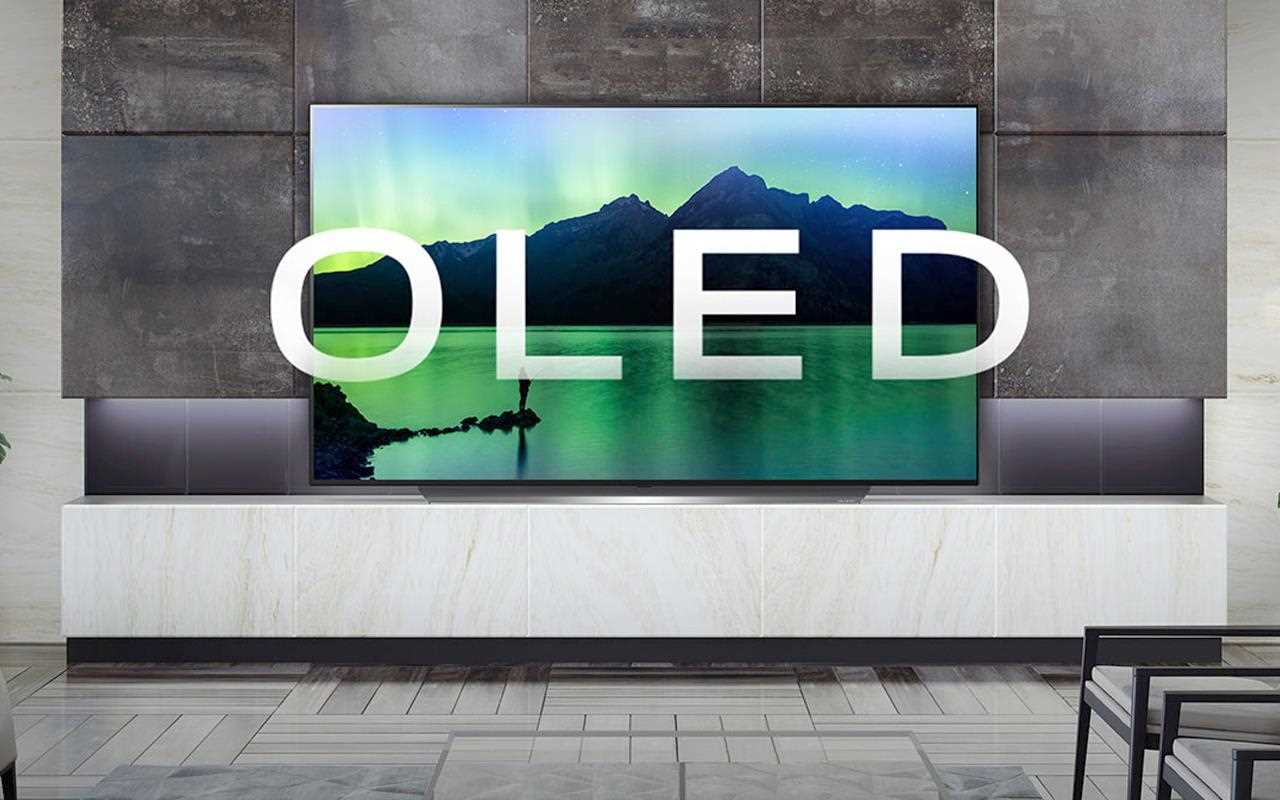  Egy LG OLED TV tájképpel a képernyőn.