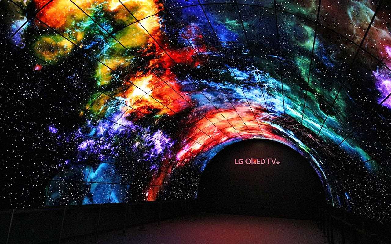 Az LG OLED Cave a CES 2017-en.