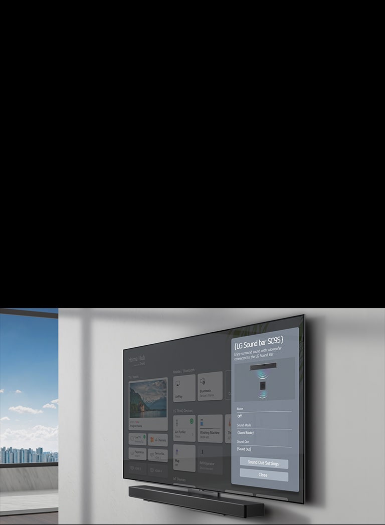 Layar pengaturan LG Sound Bar SC9S ada di TV yang dipasang di dinding. Sound bar juga digantung di dinding tepat di bawah TV.
