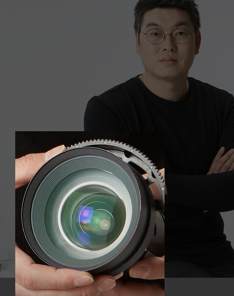 Lens Developer Heechul Shin with Lens zoom-in image