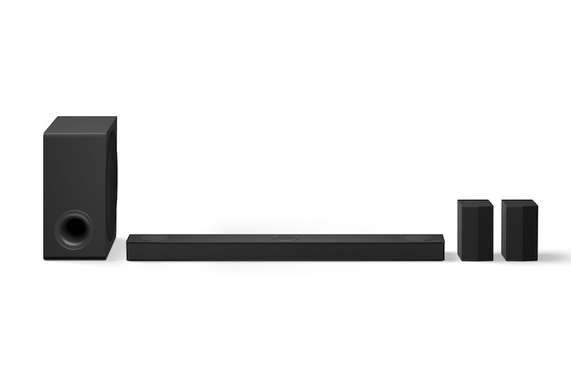 Immagine della soundbar con subwoofer e casse posteriori angolati verso sinistra