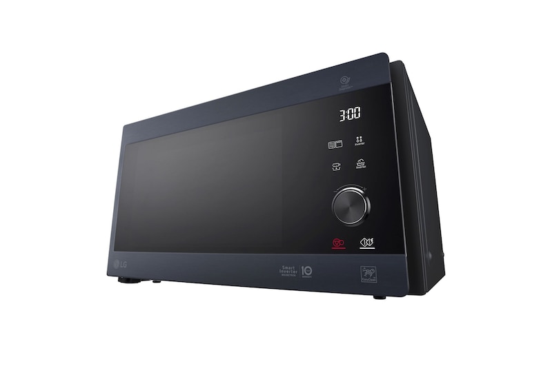 LG Offerta Kit Esclusivo: Frigorifero combinato 70cm Classe E, 462L + Microonde NeoChef 25 litri, potenza 1000W, GBB567PZCMB.MH6565