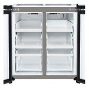 Dettaglio ripiani del freezer