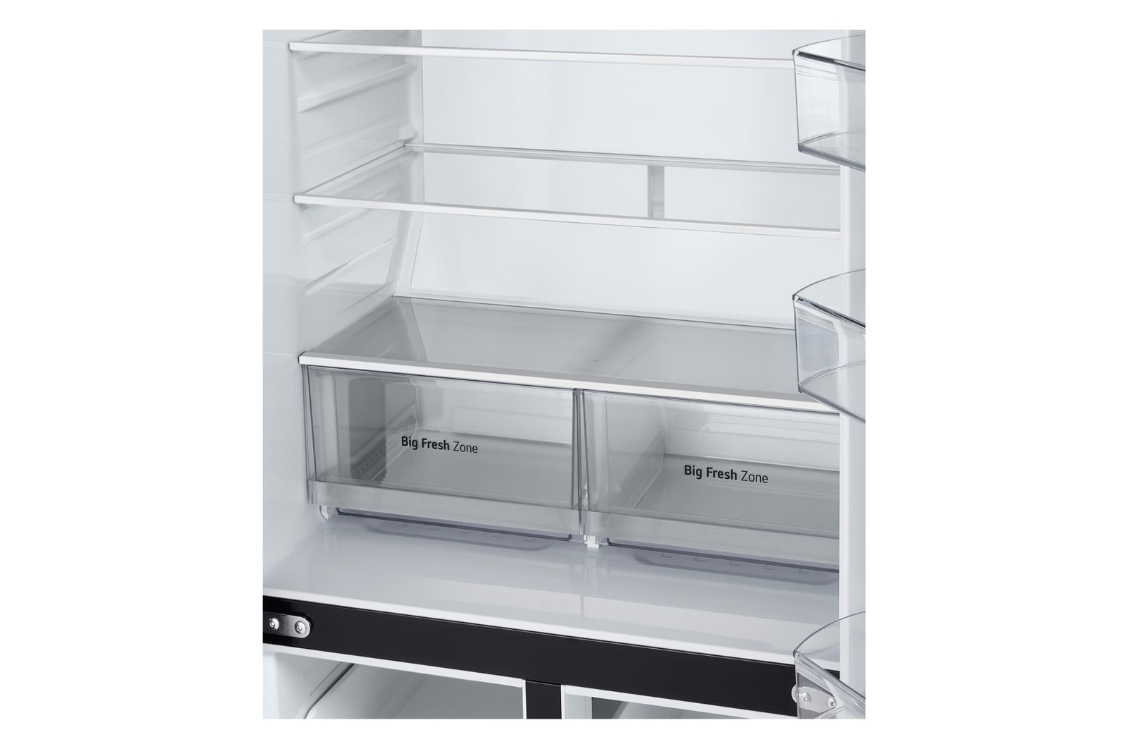 Dettaglio dei cassetti del frigo