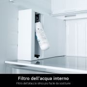 Frigorifero aperto vuoto