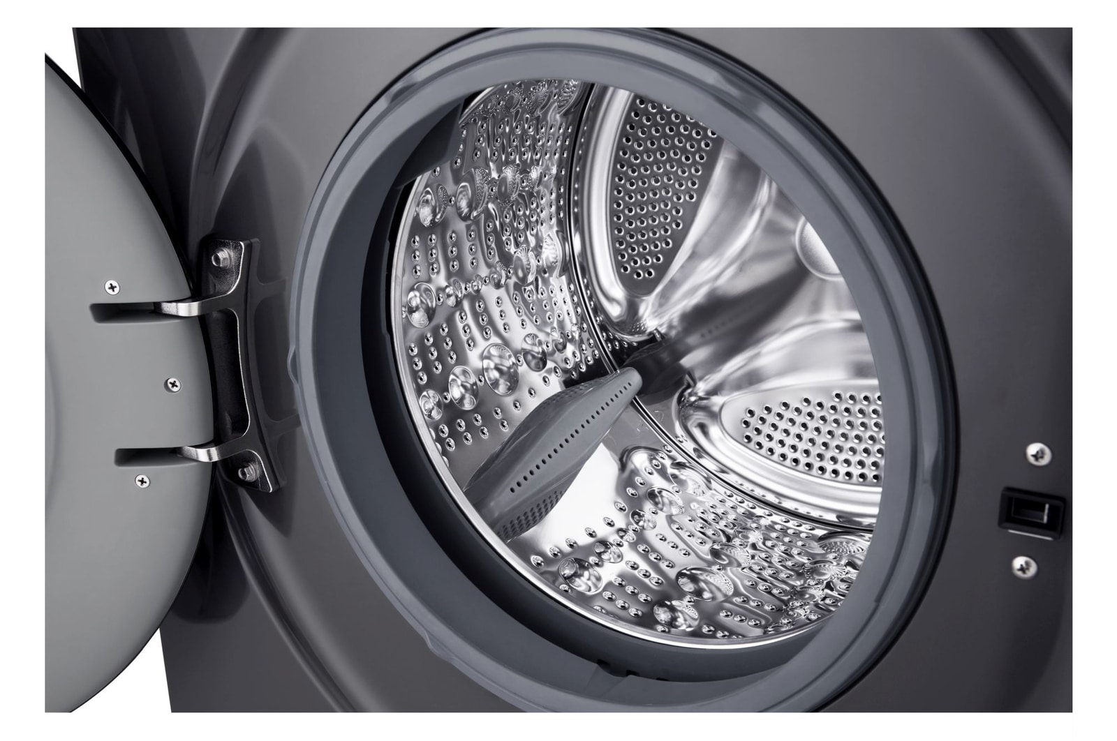 Lavatrice a tre quarti verso sinistra