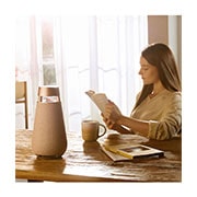 LG XBOOM 360 | Speaker omnidirezionale 50W Serie XO3 | Illuminazione emozionale, IP54, Bluetooth 5.1, Autonomia 24 ore | Beige, XO3QBE