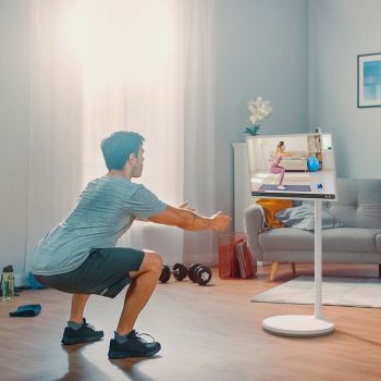 Persona che fa ginnastica con StanbyME