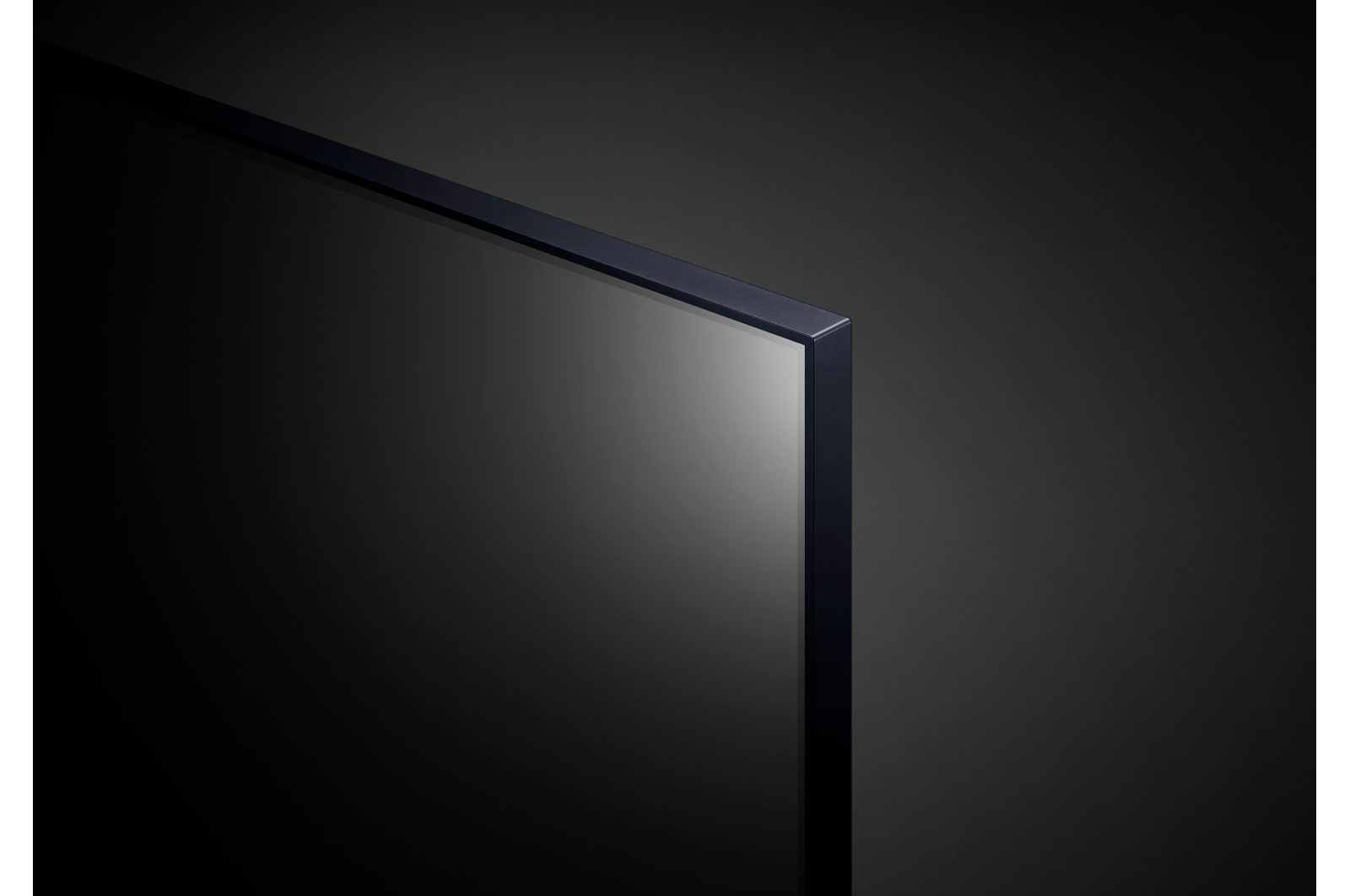 LG TV UHD Serie UR81 65” + Soundbar SQC1 160W 2.1 canali, 65UR81006LJ.SQC1