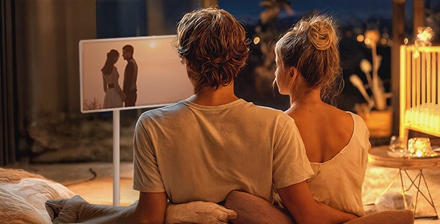 Image montrant une personne avec des appareils électroménagers LG