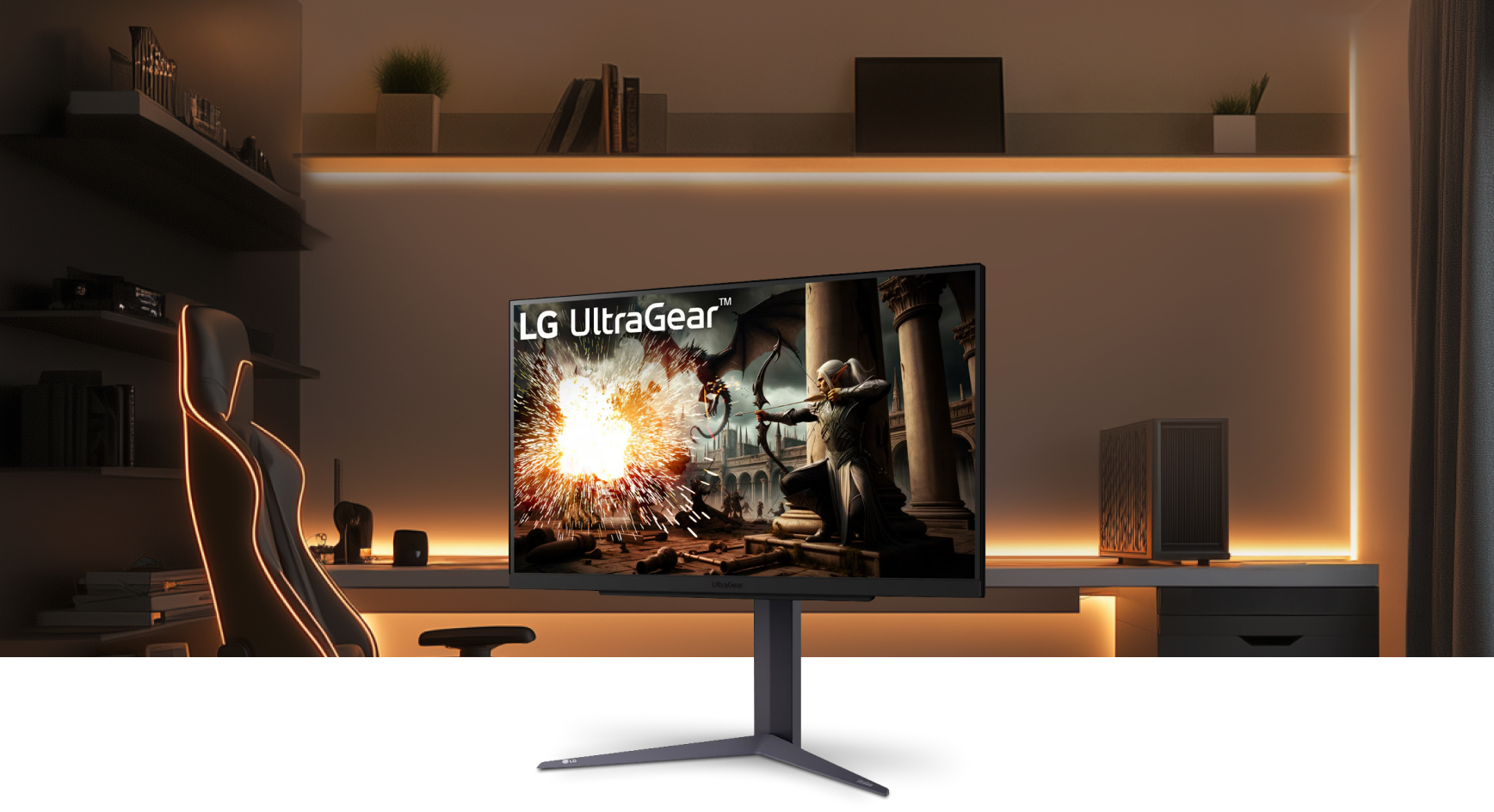 Il monitor da gaming LG UltraGear è collocato davanti a uno sfondo di una sala da gioco illuminata con luci soffuse.