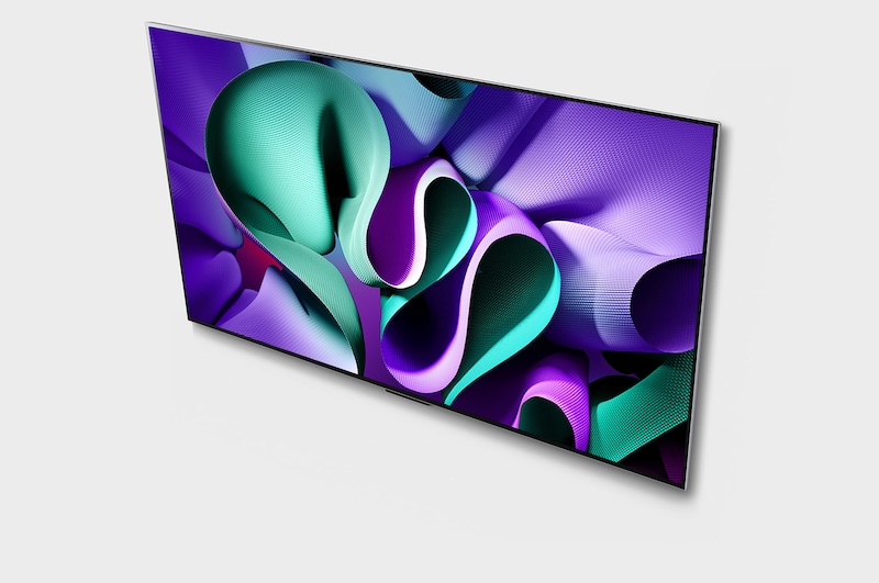 上から撮影されたLG OLED evo TV、OLED M4の斜め画像