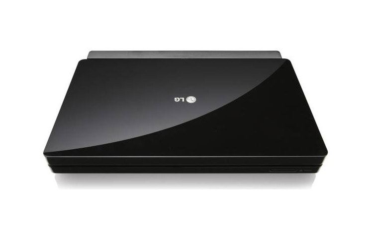 LG Портативный DVD плеер с поворотным дисплеем и встроенными играми, DP582B