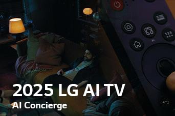 Se ve el título, 2025 LG AI TV, Al Concierge. Se puede ver un LG Al Magic Remote. Un hombre está sentado en el sofá.