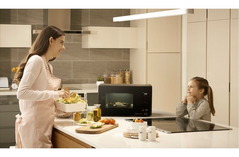 LG Horno Microondas NeoChef™ 1.5 pies³ EasyClean, MS1596DIR