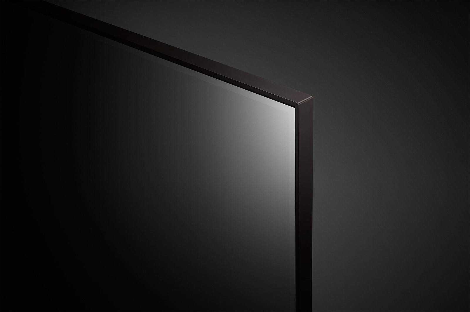 LG Pantalla LG UHD AI ThinQ 82" UP80 4K Smart TV, 82UP8050PSB