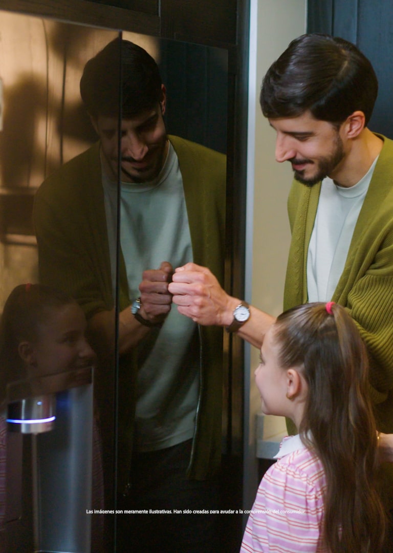 Video donde observamos a una familia utilizando su LG InstaView en su día a día.