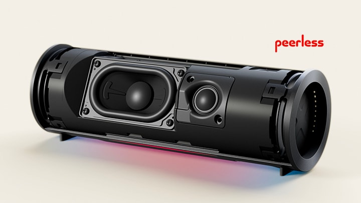 Las unidades internas, el woofer y el tweeter de xboom Grab se muestran con el tweeter moviéndose hacia adelante y vibrando rítmicamente.
