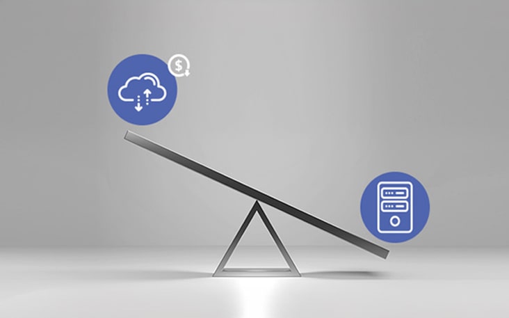 This image uses a seesaw metaphor to highlight how cost-effective cloud servers offer a lower initial investment compared to on-premise solutions with physical servers.