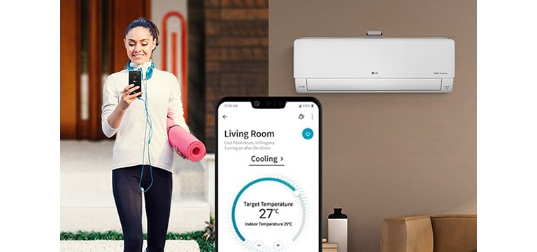 Using a smartphone to control the air conditioner outside.