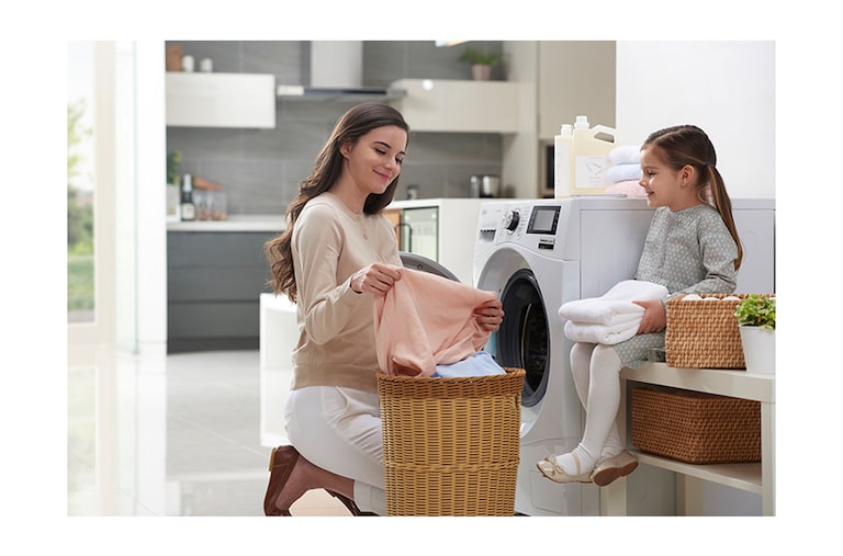 LG 7kg 6 MOTION DIRECT DRIVE FRONT LOAD WASHING MACHINE, WD-MD7000WM