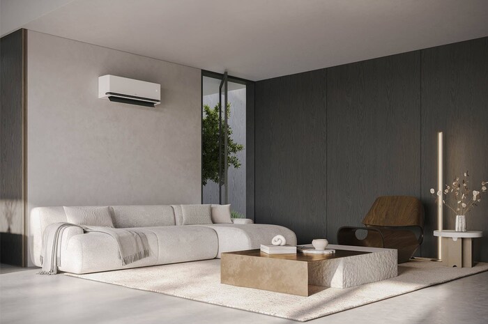 Moderne woonkamer met een LG airconditioner aan de muur.