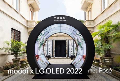 LG Posé met kunstwerken van moooi.