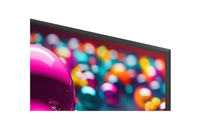 Before and after comparison of how LG 4K Super Upscaling improves image quality. Two panels showing the same image of a colorful bird sitting on a branch in a forest, panel on the right is faded out. The title talks about how 4K Super Upscaling enhances resolution, brightness and clarity.