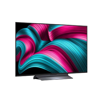 Iets schuin zicht op LG OLED evo AI C5 4K Smart TV.