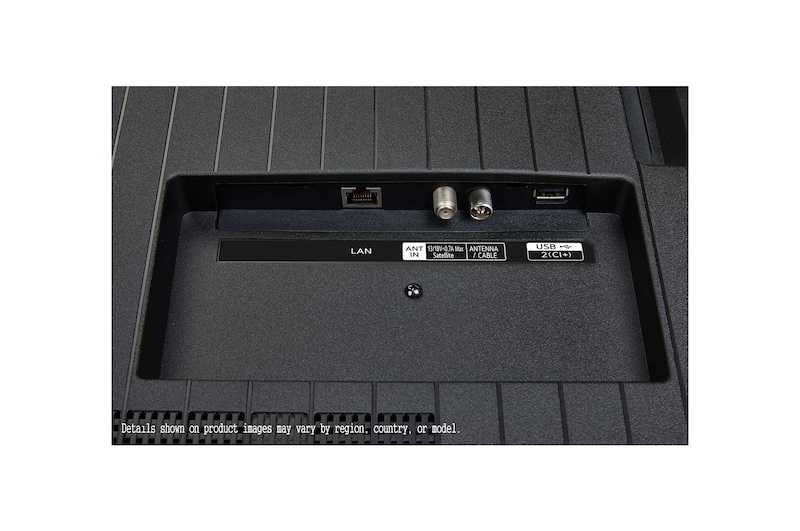 LG AI Magic Remote met de AI-knop gemarkeerd. Daaromheen staan de verschillende functionaliteiten die een gebruiker met de knop kan openen. AI Voice ID, AI Search, AI Chatbot, AI Concierge, AI Picture Wizard, AI Sound Wizard. De tekst legt uit dat de LG AI Magic Remote je AI Experience compleet maakt met een speciale AI-knop en kan worden gebruikt als muis. Gewoon aanwijzen en klikken.