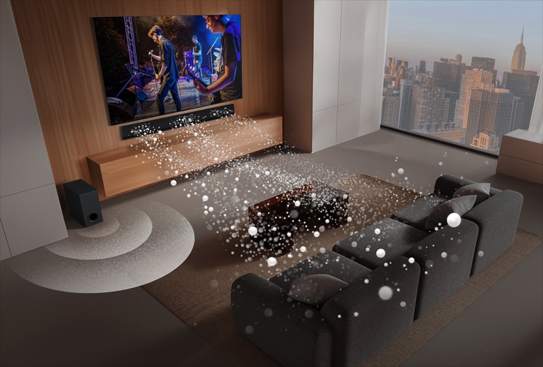 LG Soundbar, LG TV en een subwoofer staan in een huiskamer van een wolkenkrabber met een muziekoptreden in beeld. De soundbar stoot drie takken van witte geluidsgolven gemaakt van druppels uit en de subwoofer maakt van onderen een geluidseffect. Dolby Atmos-logo DTS X-logo