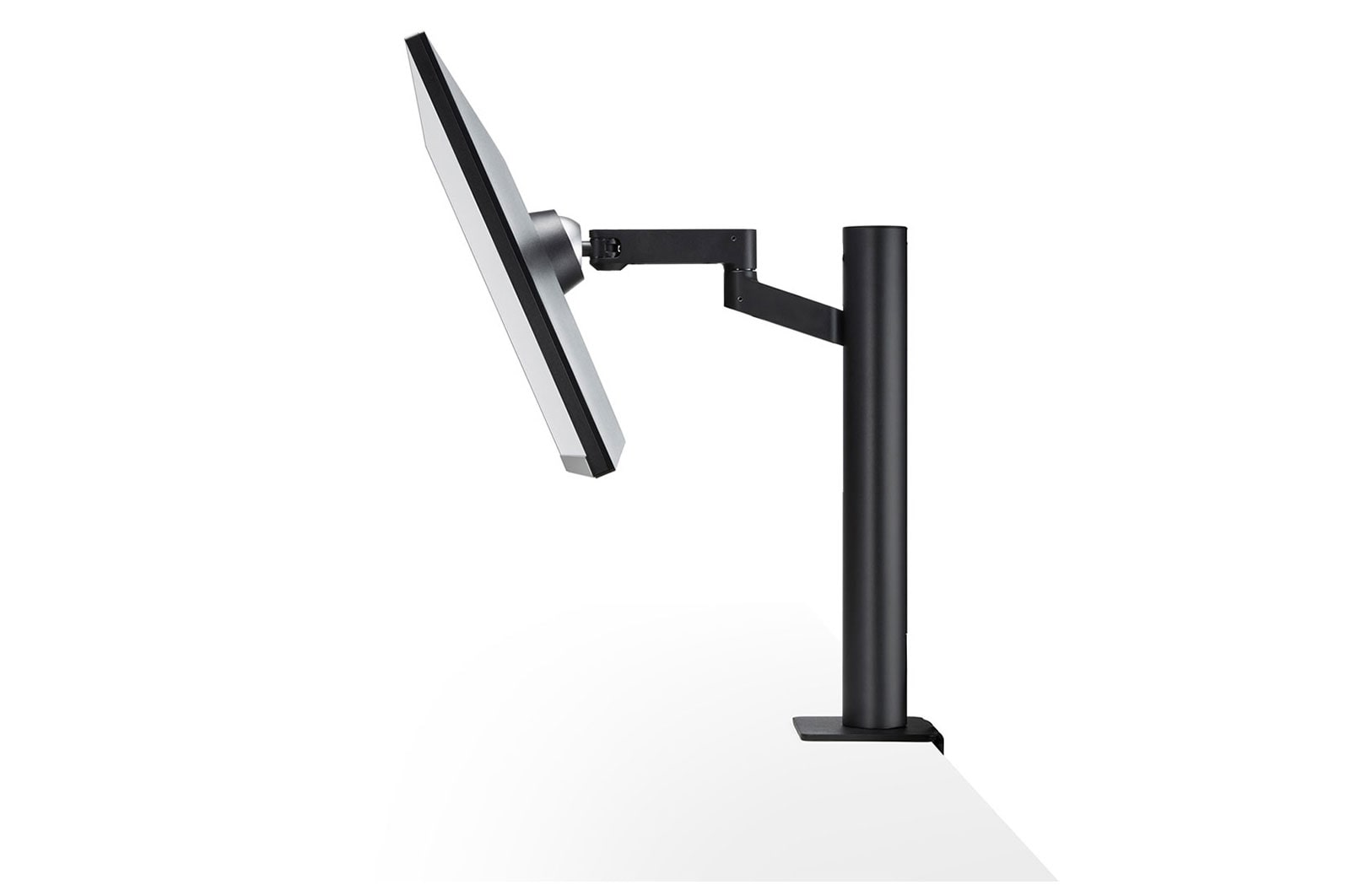 LG 27" LG UHD 4K Ergo IPS monitor met USB Type-C™, 27UN880P-B