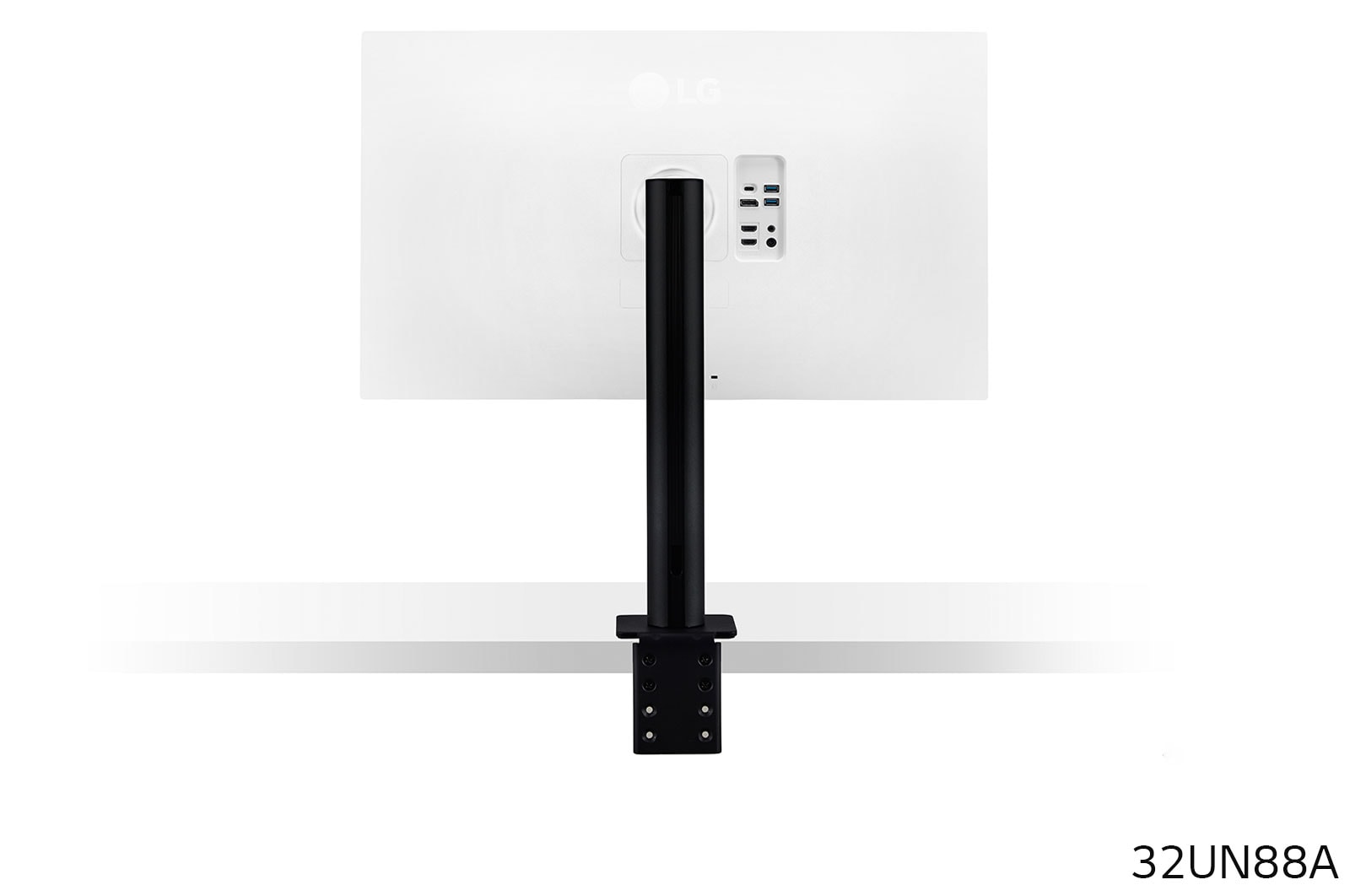 LG 31,5" UHD 4K Ergo IPS-monitor met USB Type-C™, 32UN88A-W