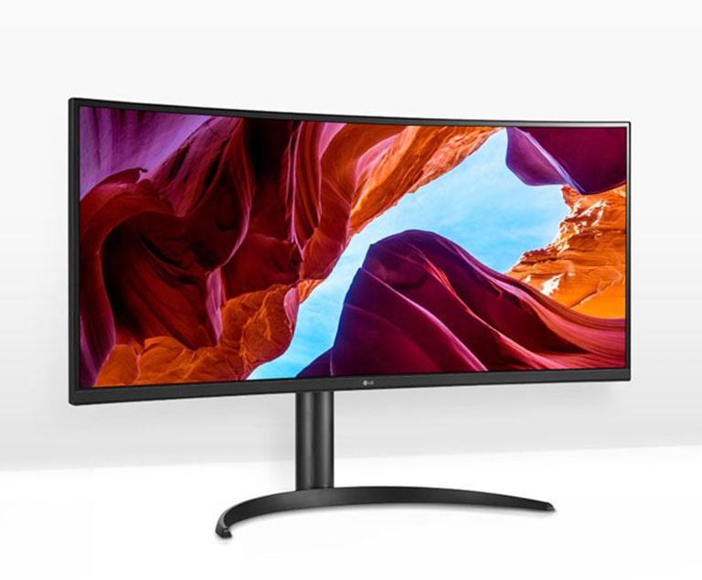 Het LG IPS-scherm ondersteunt een breed kleurenspectrum, 99% van het sRGB-kleurengamma, en biedt uitstekende kleuren en helderheid met de ondersteuning van HDR10.