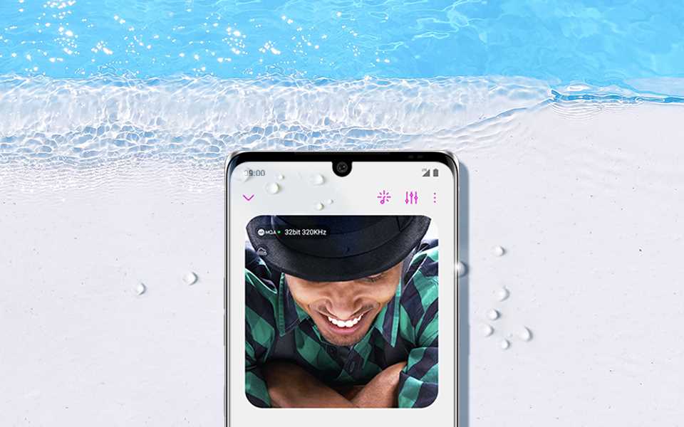 The LG VELVET submerged underwater with the display still functioning showcasing its durability and