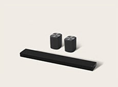 LG Immersive Suite 5, een stereo audiosysteem voor thuis met een Sound Suite-soundbar, twee luidsprekers en een woofer.