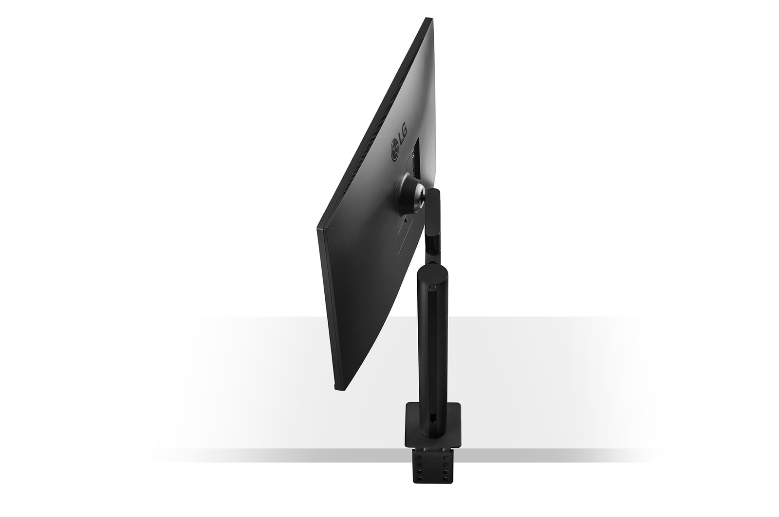 LG 31.5" UHD 4K Ergo IPS Monitor met USB Type-C™, 32UN880K-B