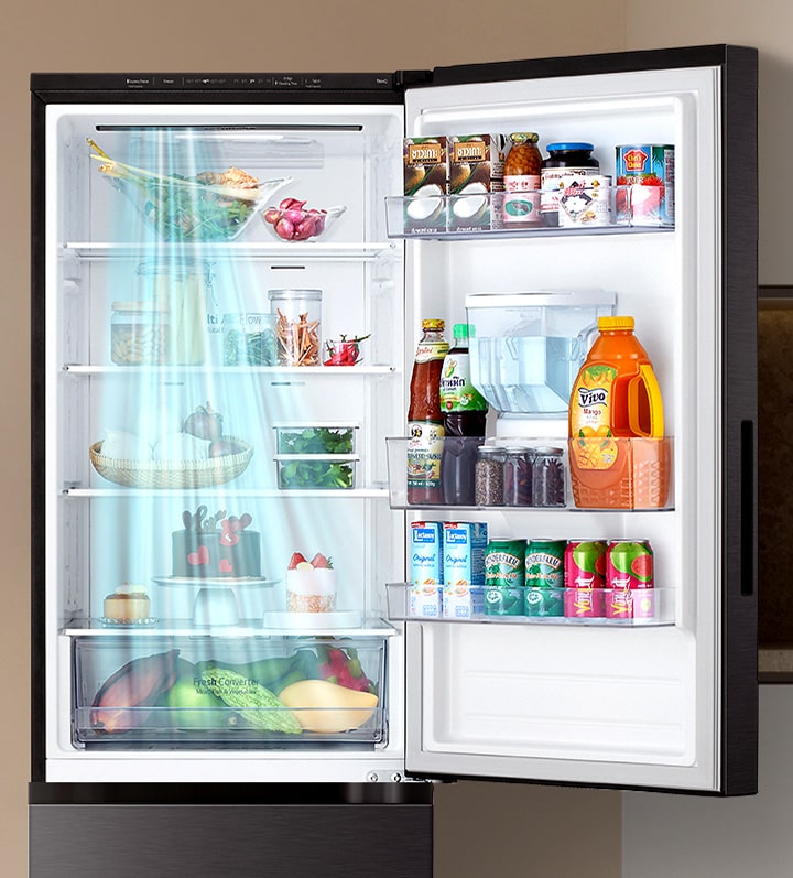 lg bottom freezer refrigerator door cooling technology helps to maintain consistent temperature.