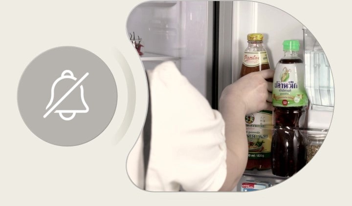 lg bottom freezer refrigerator's cleaning time technology helps the users to clean the freezer without ringing the fridge alarm.