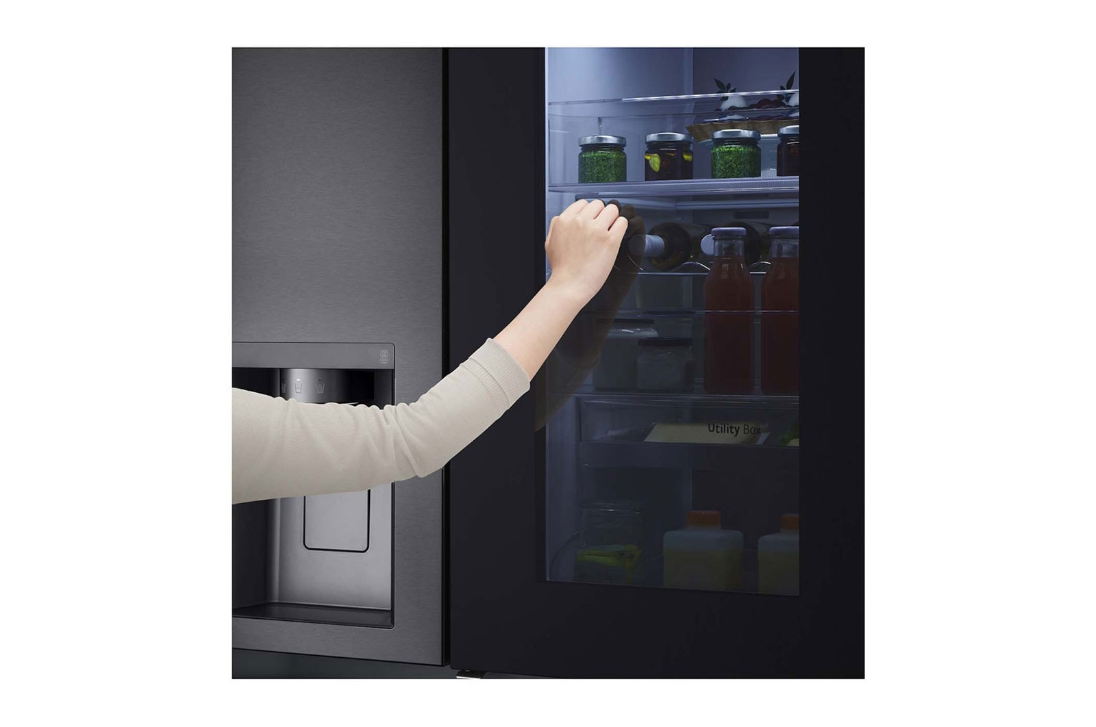 LG 635L Side by Side Fridge in Matte Black Finish, GS-V635MBLC