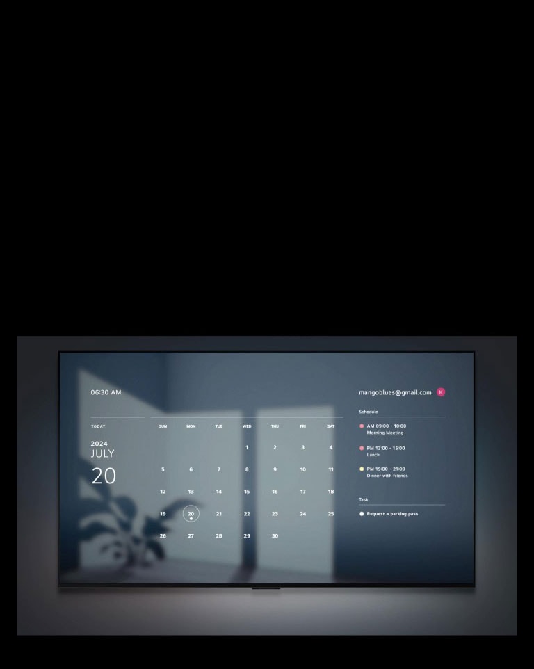 Un televisor LG muestra una imagen de un amanecer con la hora, la fecha, el tiempo y la temperatura, y el texto "Buenos días". Un globo de diálogo con el texto "Hola LG" aparece y desaparece, seguido de un globo de diálogo con el texto "Muéstrame la agenda de esta semana". La pantalla pasa a mostrar un calendario de Google y la programación diaria.