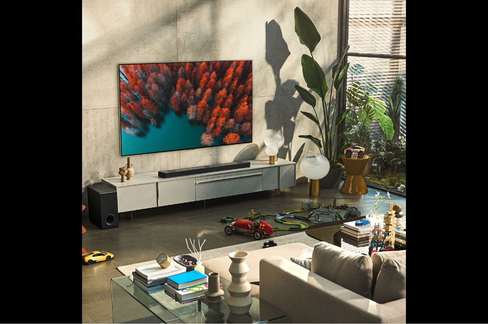 LG OLED 77'' Z2 8K Smart TV con ThinQ AI (Inteligencia Artificial), 8K Procesador Inteligente α9 generación 5, OLED77Z2PSA